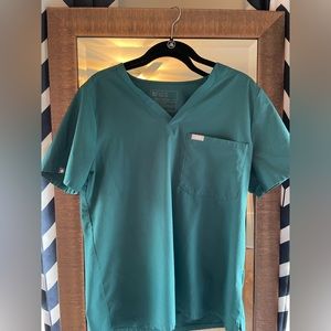 Catarina One-Pocket Scrub Top- FIGS *LIMITED EDTION COLOR*